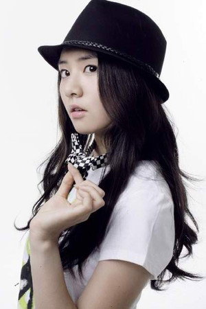 Cover image for Yeo Min-joo