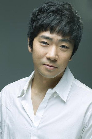 Cover image for Song Yong-jin