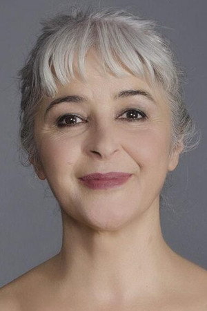 Cover image for Emine Umar