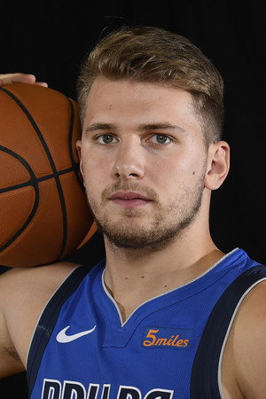 Cover image for Luka Dončić