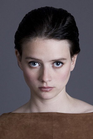 Cover image for Pauline Étienne