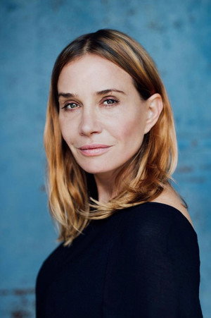Cover image for Nadeshda Brennicke