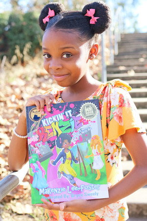 Cover image for Makenzie Lee-Foster
