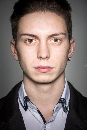 Cover image for Mihai Comanoiu