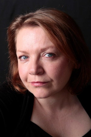 Cover image for Pauline Lynch