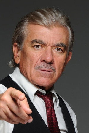 Cover image for Γιώργος Γιαννόπουλος