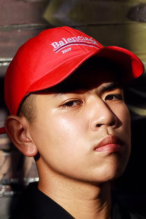 Cover image for Tee Teepakorn Kumsuree