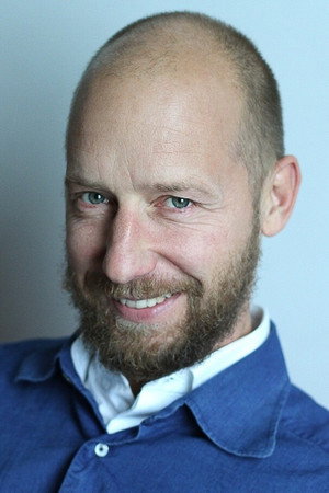 Cover image for Jaanus Vahtra
