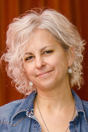 Cover image for Kate DiCamillo