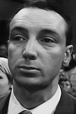 Cover image for Юрий Комаров