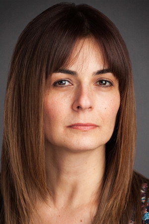 Cover image for Lara J Barry