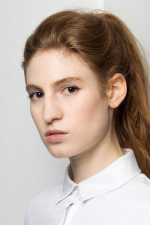 Cover image for Agathe Bonitzer