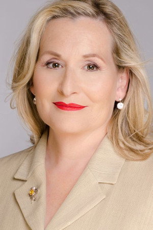 Cover image for Janis Kelly