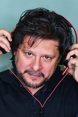 Cover image for Λευτέρης Χαρίτος