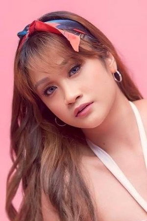 Cover image for Kim Salinas