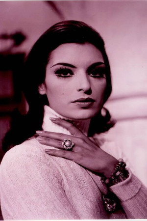 Cover image for Chelo Rodríguez