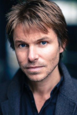 Cover image for Ben Warwick