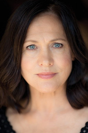 Cover image for Dina Panozzo
