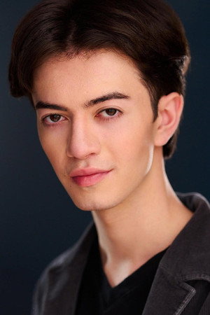 Cover image for Ethan Akler