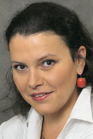 Cover image for Yanina Khachaturova