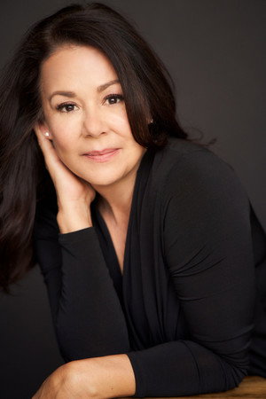 Cover image for Patricia Rae