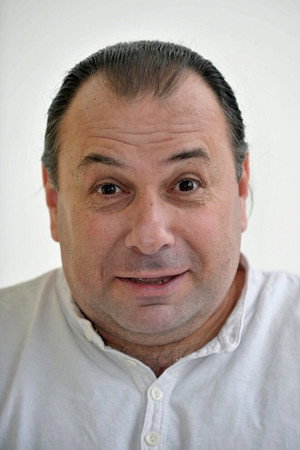 Cover image for Виктор Цекало