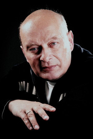 Cover image for Aleksander Bednarz