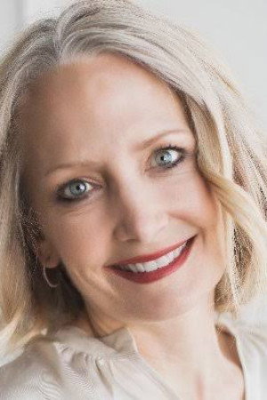 Cover image for Amy Tomlinson