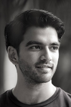 Cover image for Danesh Razvi