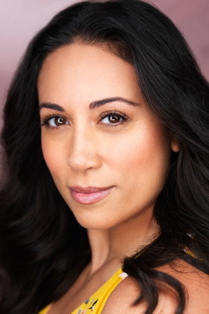 Cover image for Miranda Roldán