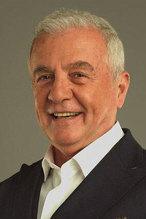 Cover image for Avni Yalçın