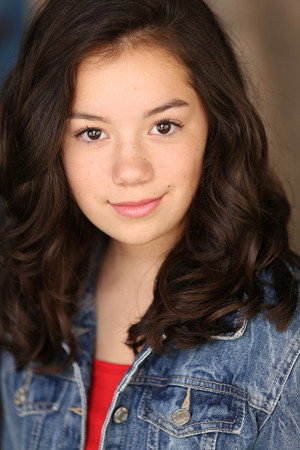 Cover image for Daniella Jones