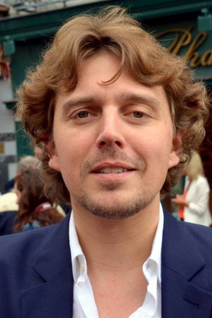 Cover image for Alex Vizorek