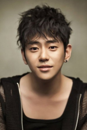 Cover image for 안용준