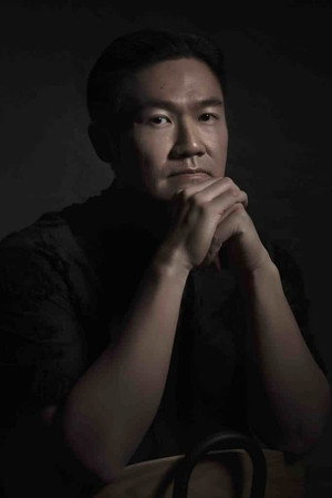 Cover image for Aoura Lovenson Chandra