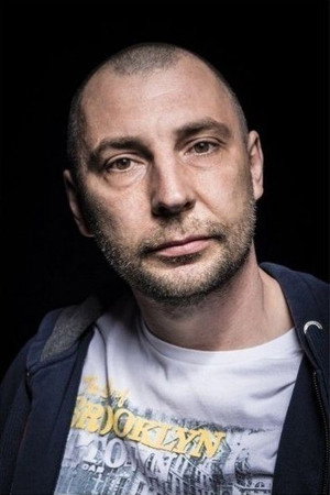 Cover image for Wiktor Korzeniewski