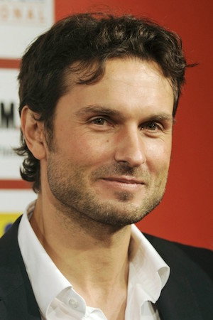 Cover image for Simon Verhoeven