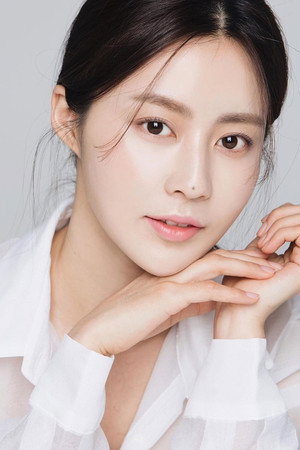 Cover image for Kim Ah-ra
