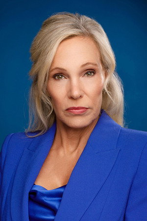 Cover image for Lisa Finlayson