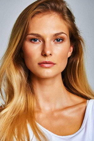 Cover image for Karolina Szymczak