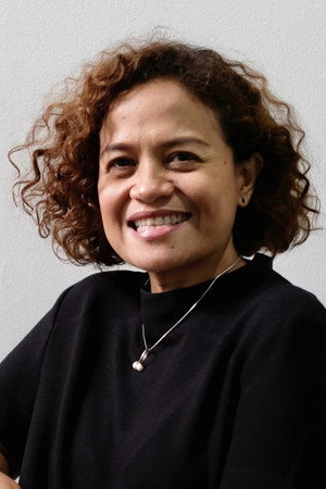 Cover image for Mira Lesmana