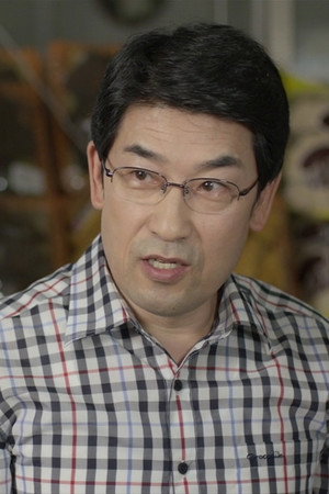 Cover image for Kim Hee-yeol
