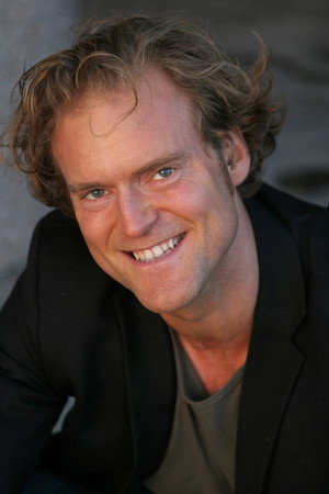 Cover image for Fredrik Hiller