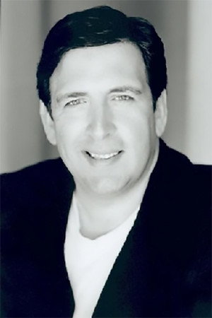 Cover image for Graeme Kingston