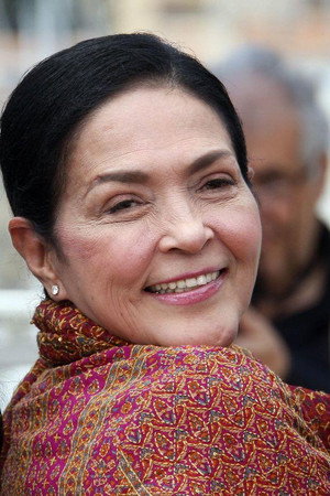 Cover image for Gina Pareño