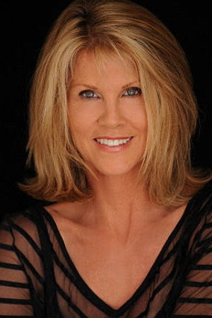 Cover image for Leah Ayres
