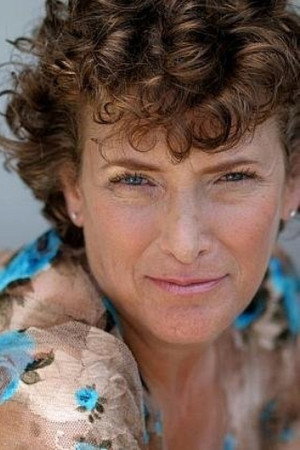 Cover image for Noni White