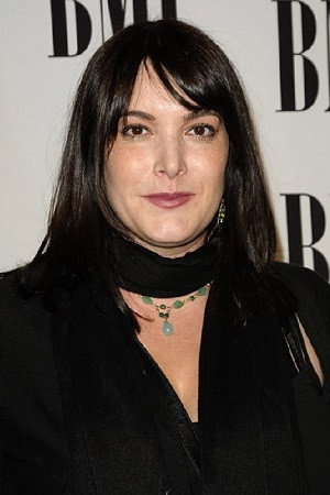 Cover image for Danielle Brisebois