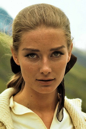 Cover image for Tania Mallet