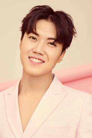 Cover image for Sun Chu Hong